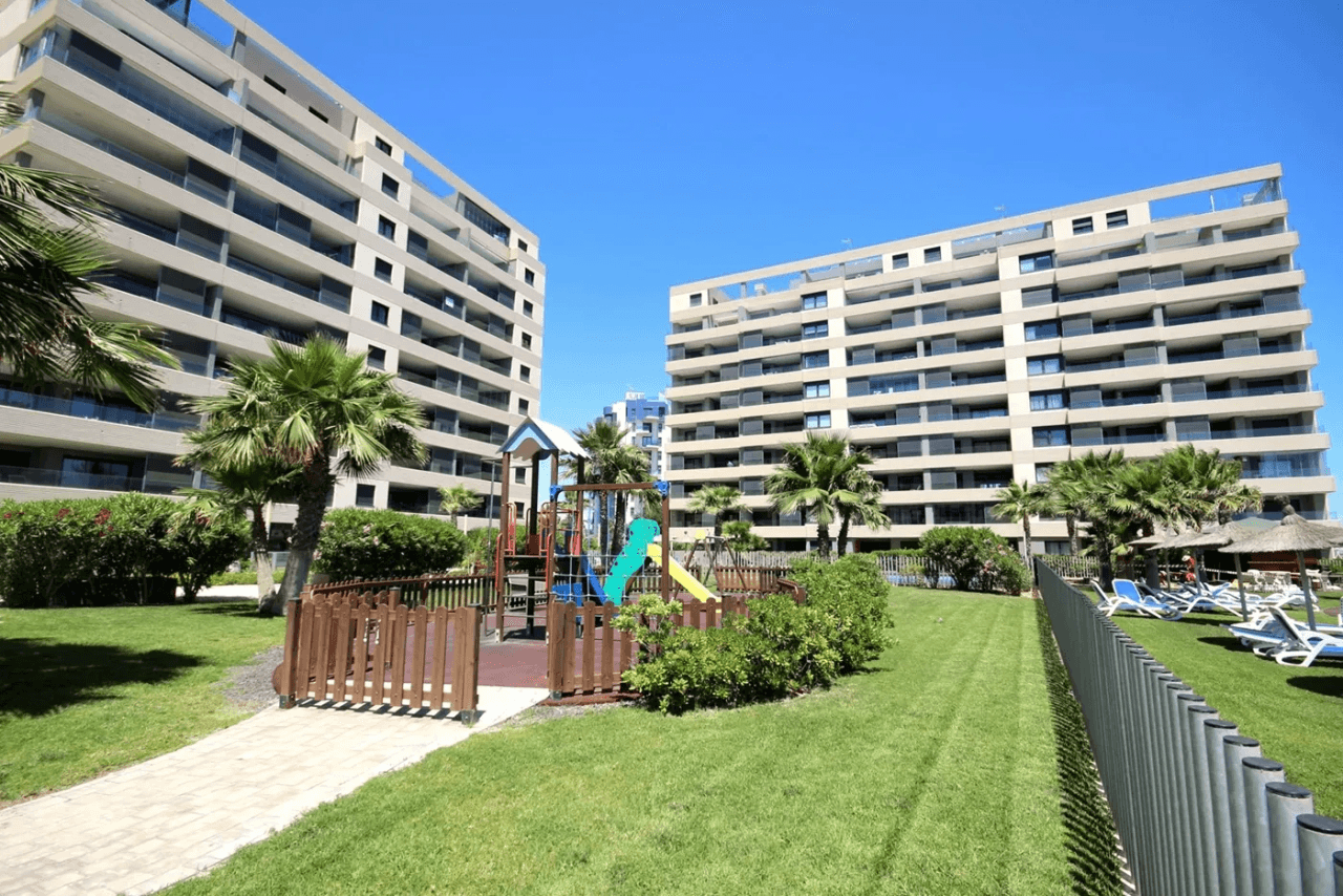 Appartement de trois chambres à Punta Prima