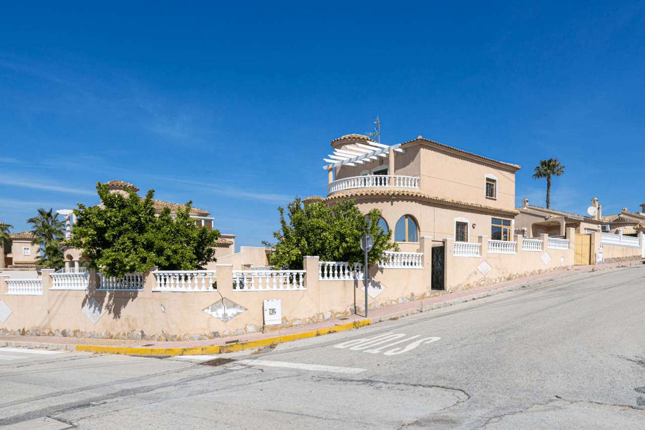 Villa à la vente à Benijofar