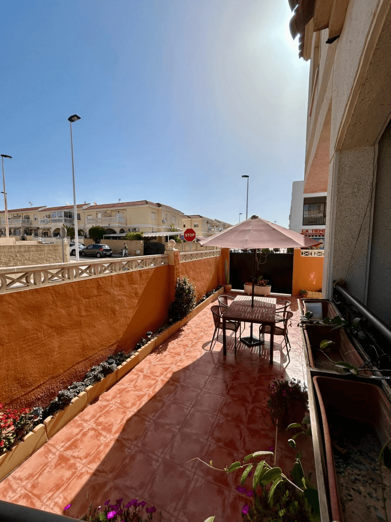 Apartamento en venta de 3 dormitorios en Aguas Nuevas, Torrevieja.