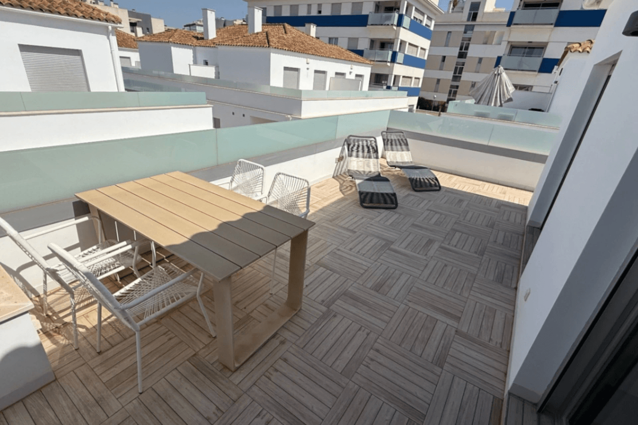 Chalet en venta de 5 habitaciones en Villamartin, Orihuela