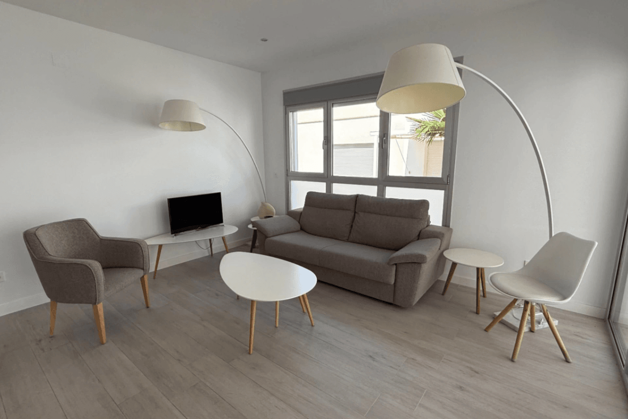 Chalet en venta de 5 habitaciones en Villamartin, Orihuela