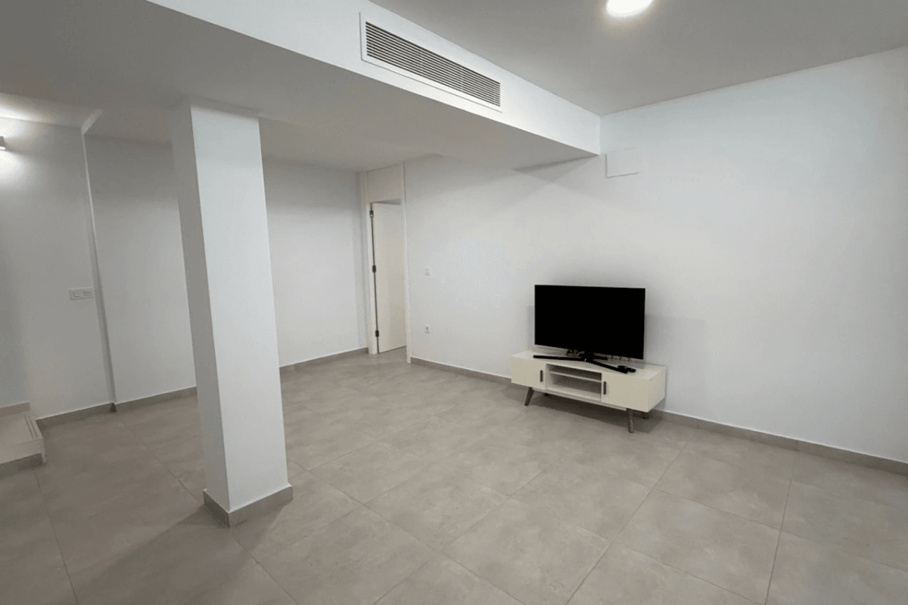 Chalet en venta de 5 habitaciones en Villamartin, Orihuela