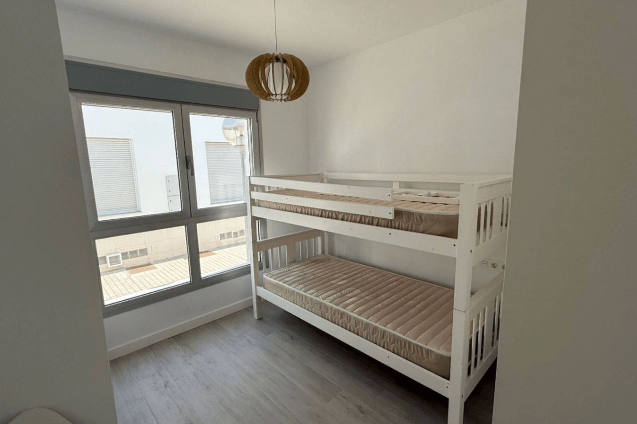 Chalet en venta de 5 habitaciones en Villamartin, Orihuela