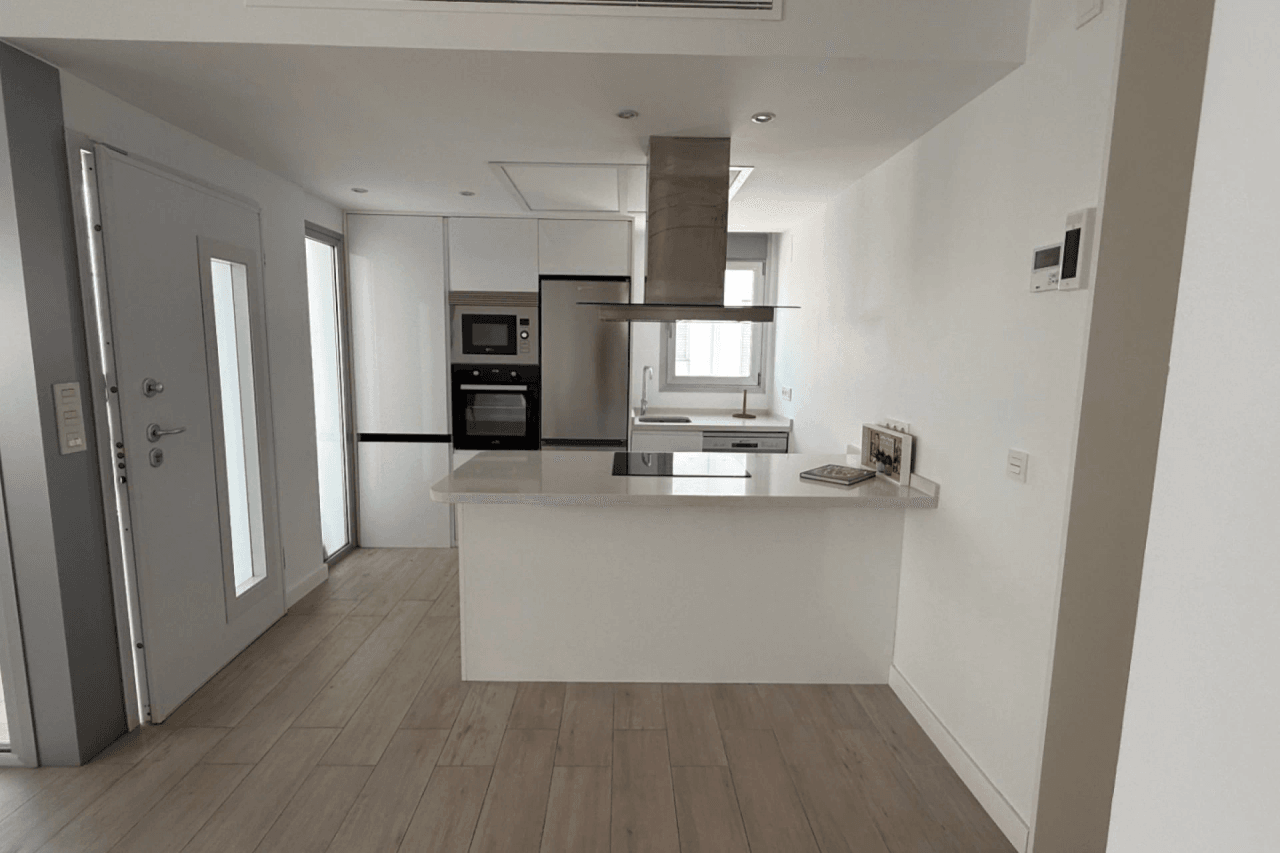 Chalet en venta de 5 habitaciones en Villamartin, Orihuela