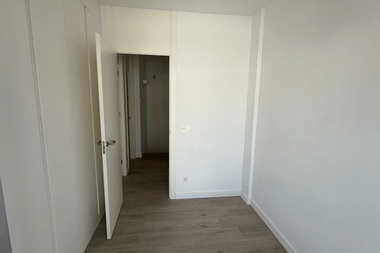 Chalet en venta de 5 habitaciones en Villamartin, Orihuela
