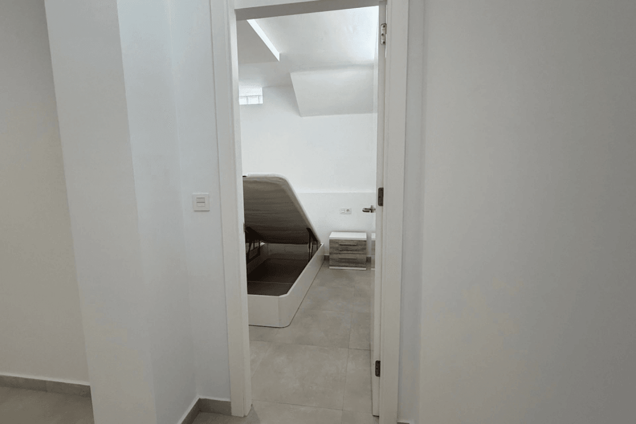Chalet en venta de 5 habitaciones en Villamartin, Orihuela