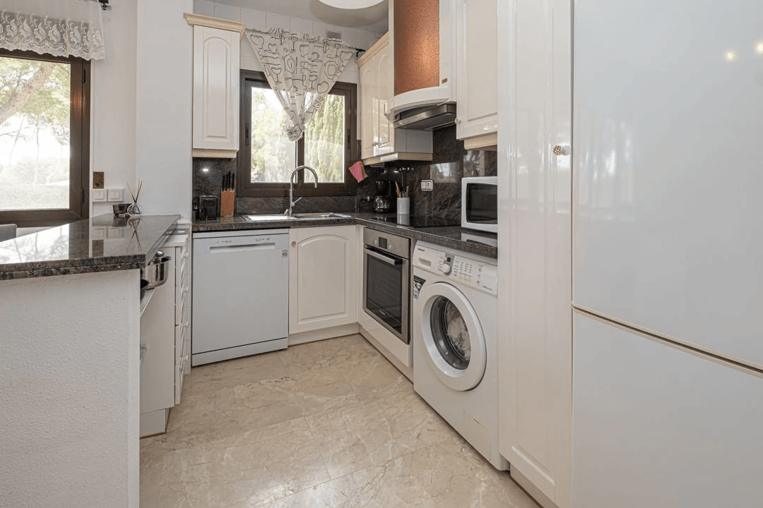 Apartamento en venta de 2 dormitorios en Las Ramblas, Orihuela