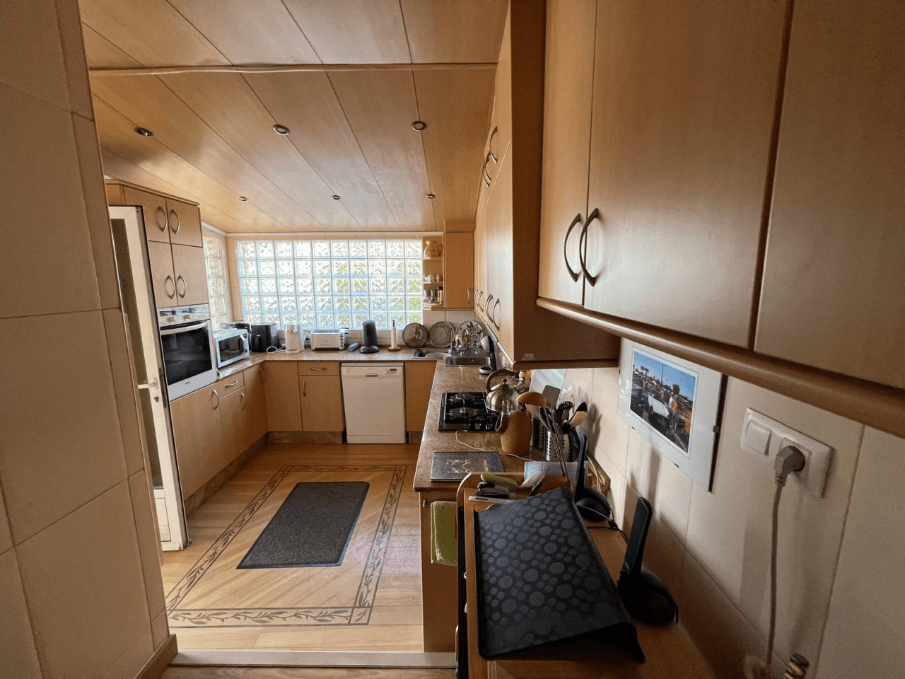 Chalet en venta en Orihuela con 3 dormitorios y piscina privado