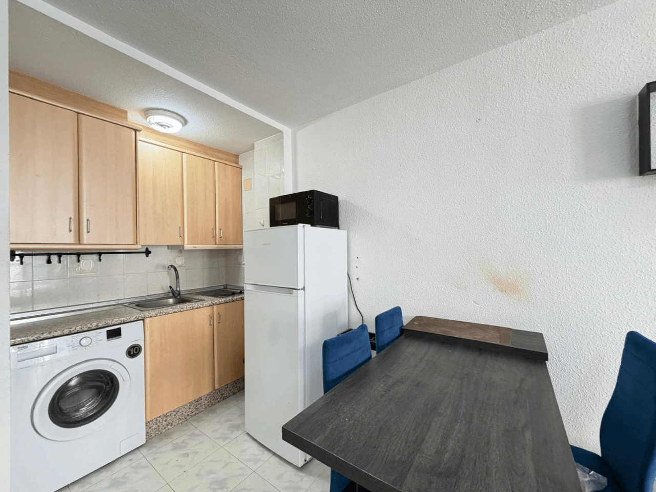 Przestronne studio 150 metrów od Playa Del Cura, Torrevieja