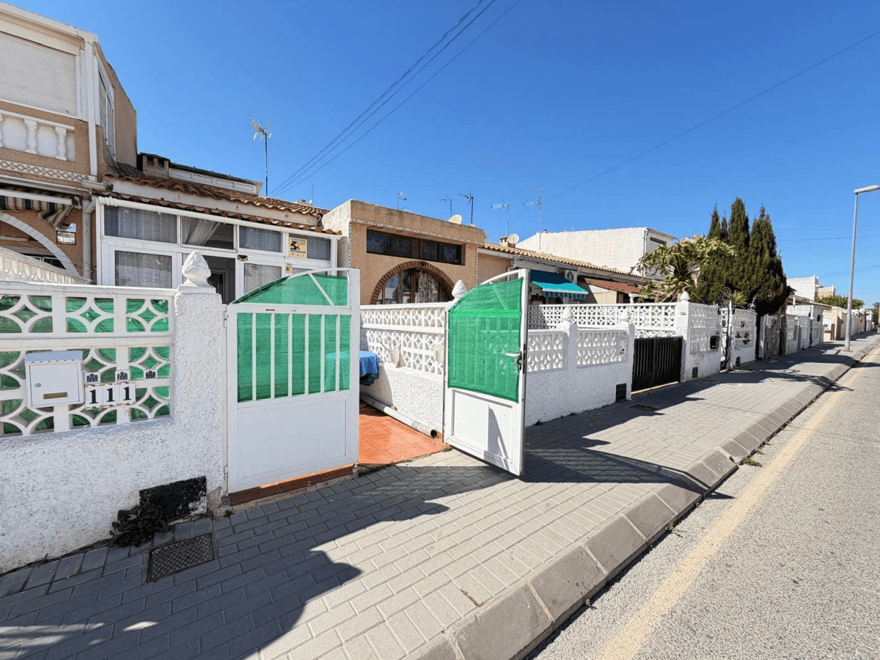 Szeregowiec na sprzedaż w Aguas Nuevas, Torrevieja