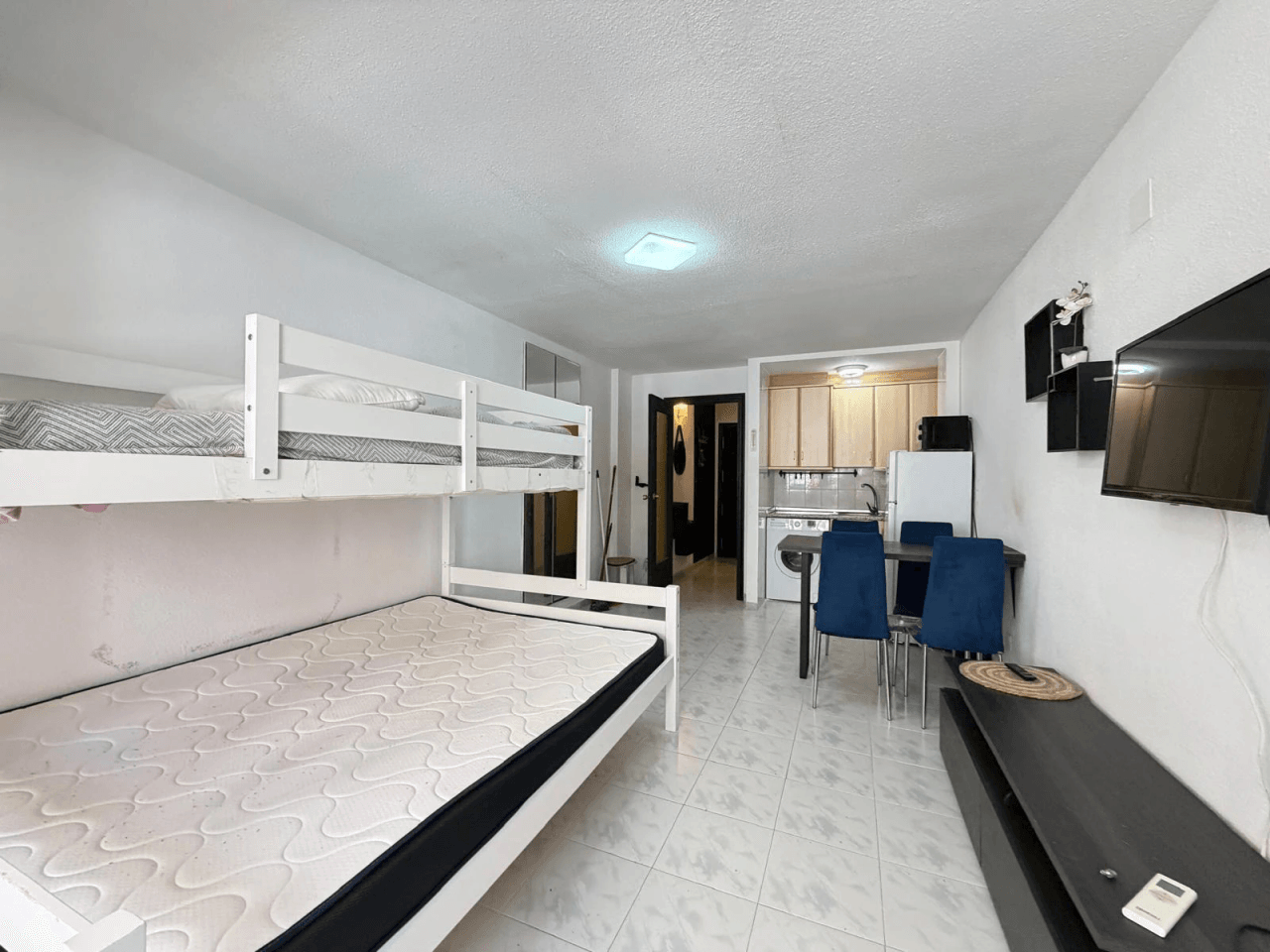 Przestronne studio 150 metrów od Playa Del Cura, Torrevieja