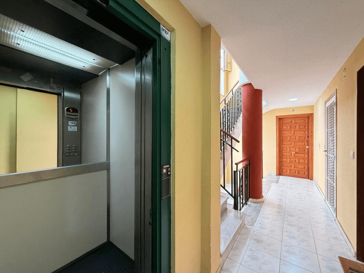 Przestronne studio 150 metrów od Playa Del Cura, Torrevieja