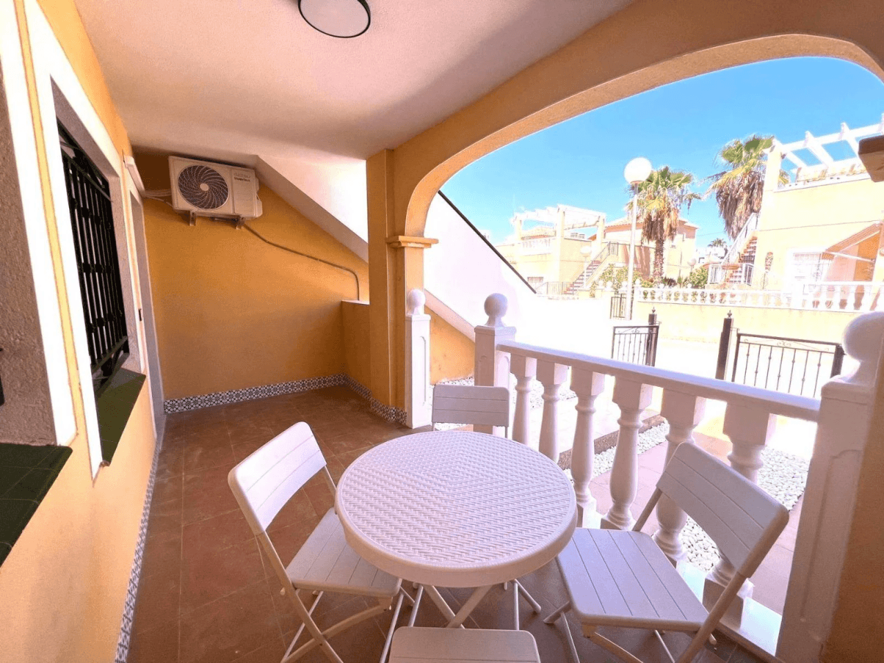Bungalow na sprzedaż z 2 sypialniami w Los Balcones, Torrevieja