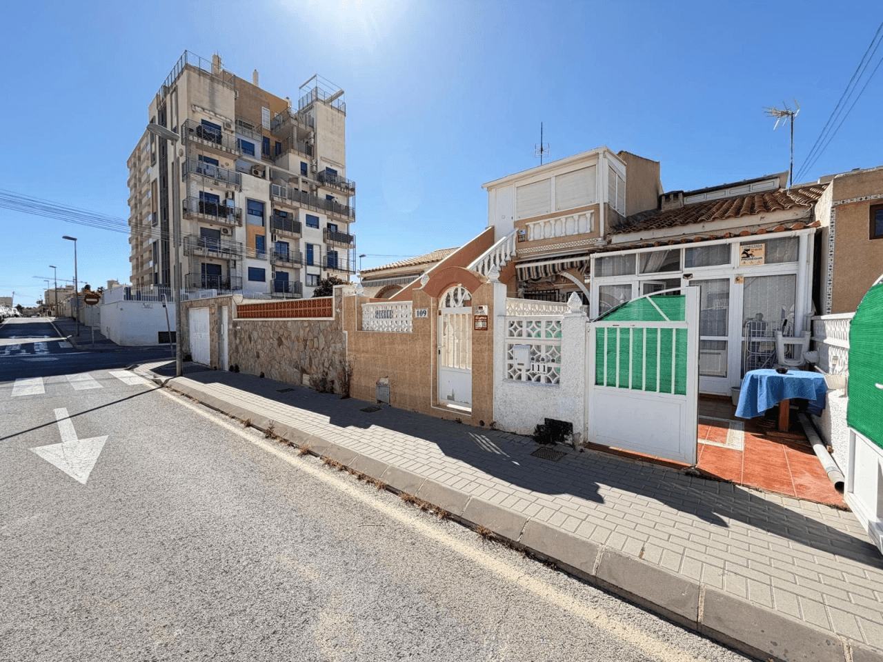 Szeregowiec na sprzedaż w Aguas Nuevas, Torrevieja
