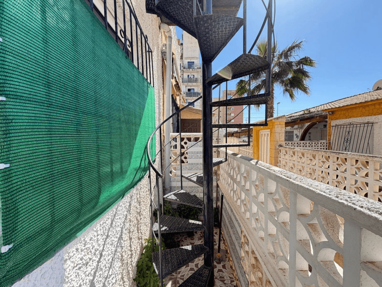 Szeregowiec na sprzedaż w Aguas Nuevas, Torrevieja