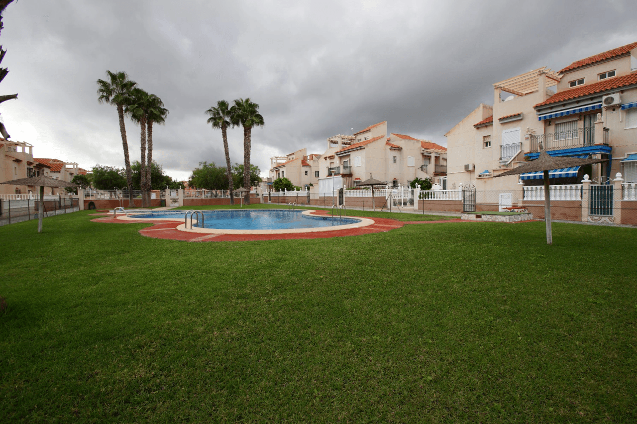 Bungalow en venta en Orihuela Costa