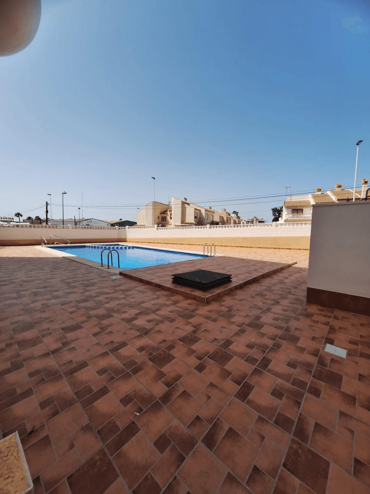 Apartamento en venta de 2 dormitorios en Torrevieja