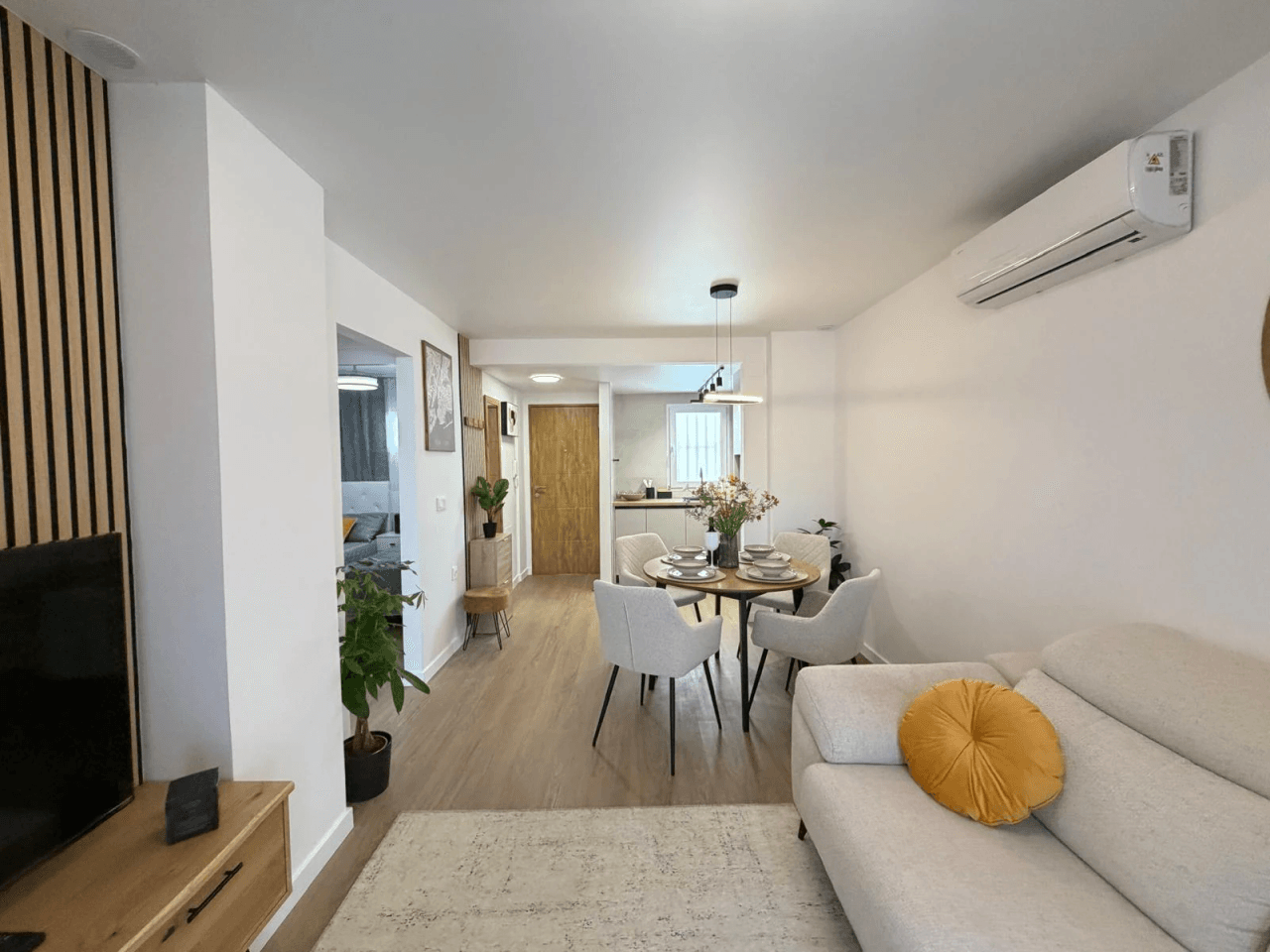 Apartamento en venta de 2 dormitorios en Torrevieja