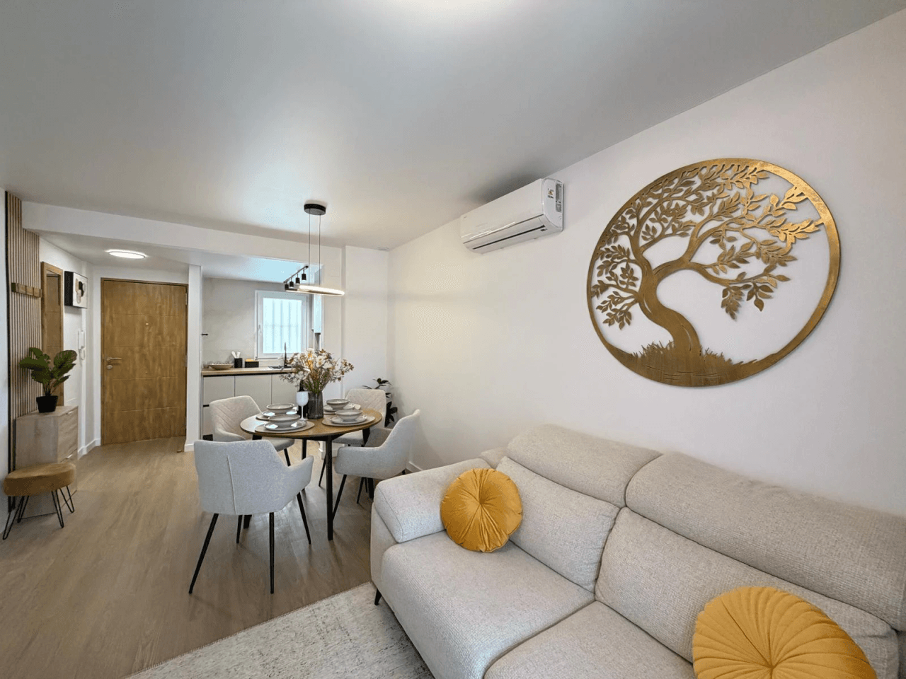 Apartamento en venta de 2 dormitorios en Torrevieja