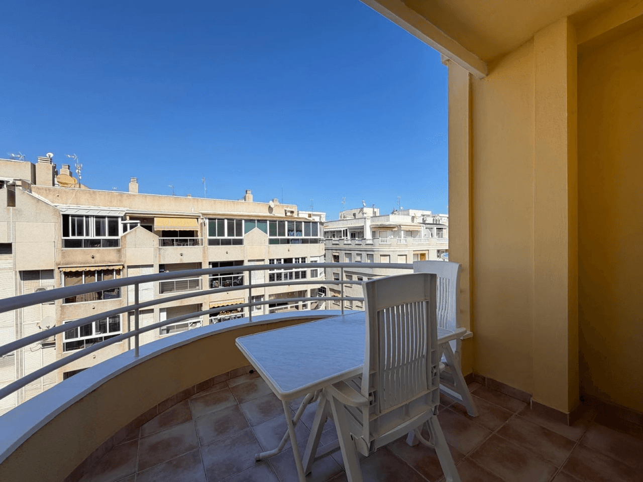 Ático en venta en Playa del Cura, Torrevieja - 2 habitaciones