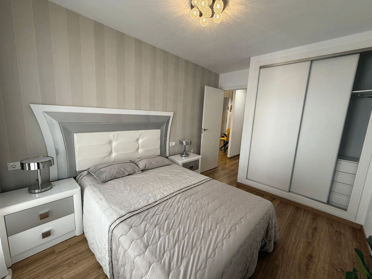 Apartamento en venta de 2 dormitorios en Playa del Cura, Torrevieja
