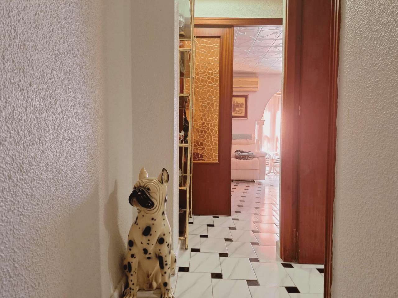 Apartamento en venta en Torrevieja, 3 dormitorios y 1 baño.