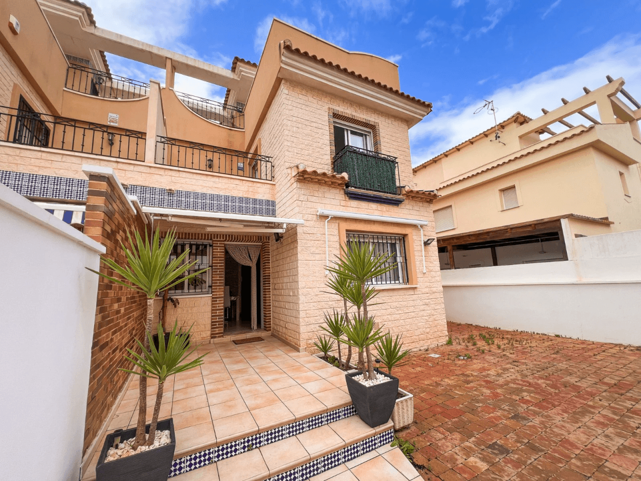 Maison jumelée à la vente à Pilar De La Horadada