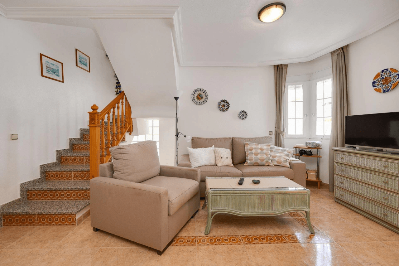 Casa adosada en Orihuela Costa, 2 dormitorios, en venta.