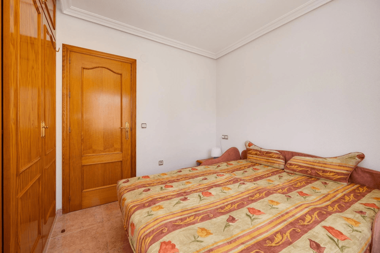 Casa adosada en Orihuela Costa, 2 dormitorios, en venta.