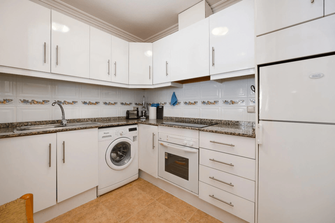 Casa adosada en Orihuela Costa, 2 dormitorios, en venta.