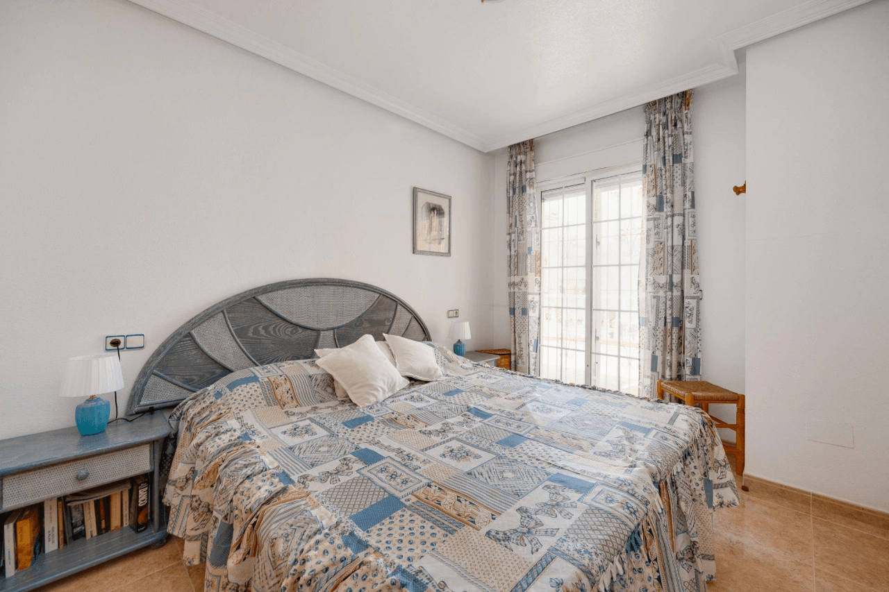 Casa adosada en venta en Orihuela Costa, 2 dormitorios, 2 baños
