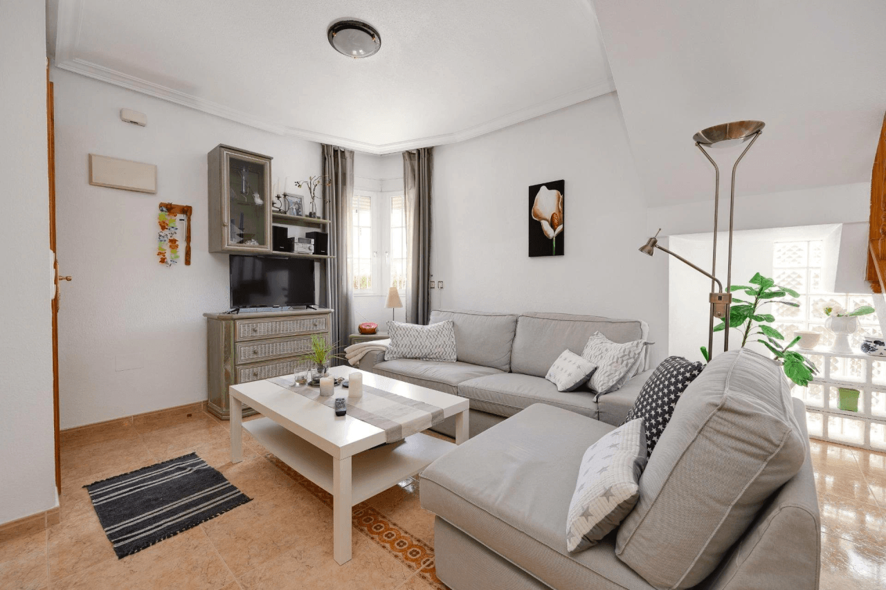 Casa adosada en venta en Orihuela Costa, 2 dormitorios, 2 baños