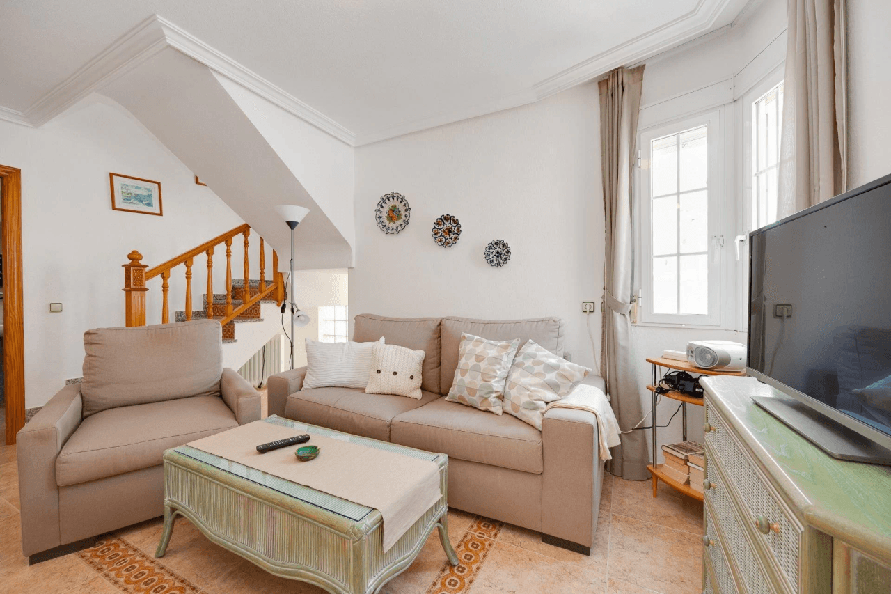 Casa adosada en Orihuela Costa, 2 dormitorios, en venta.