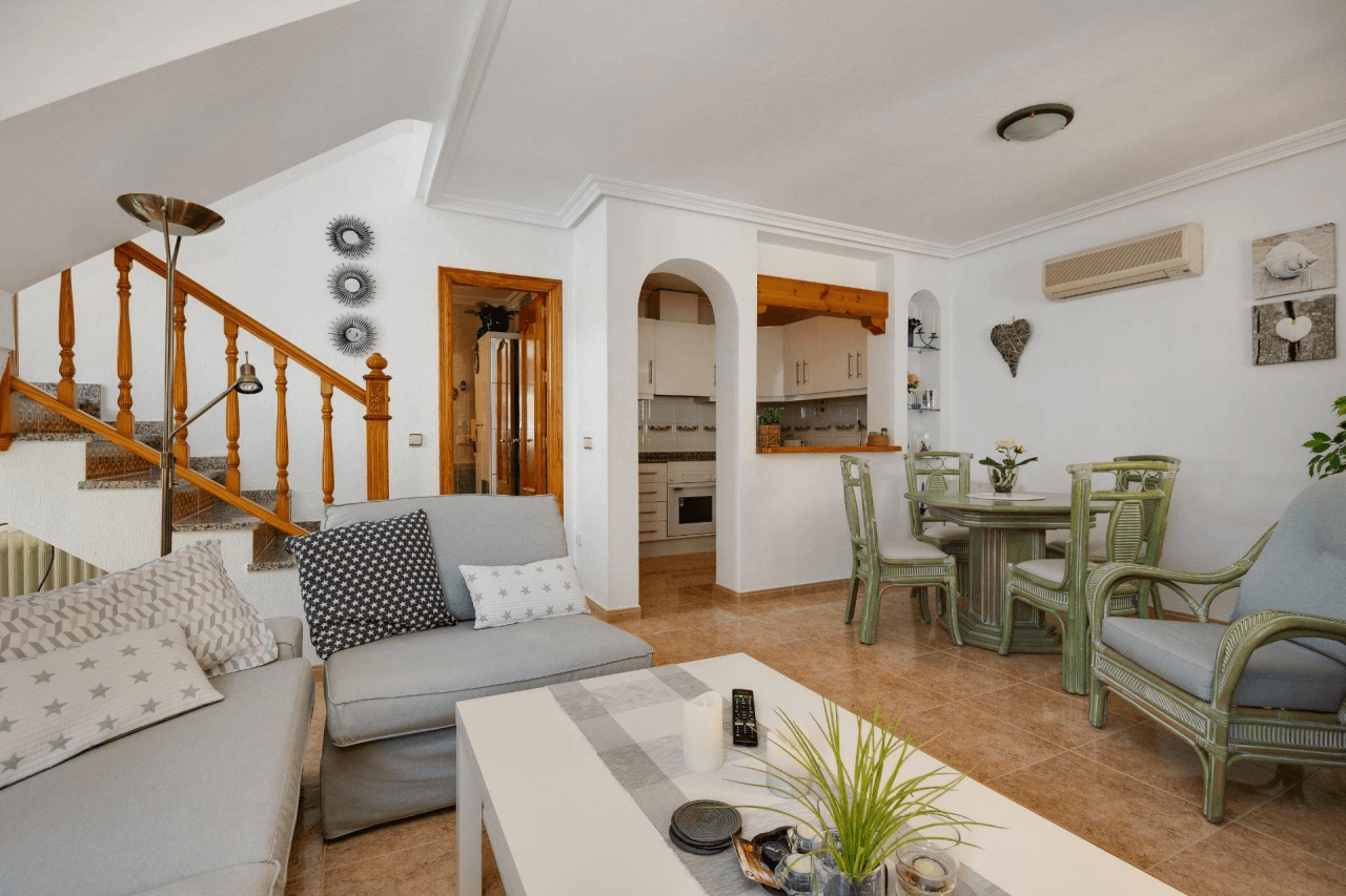 Casa adosada en venta en Orihuela Costa, 2 dormitorios, 2 baños