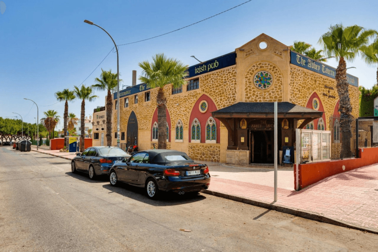 Casa adosada en Orihuela Costa, 2 dormitorios, en venta.