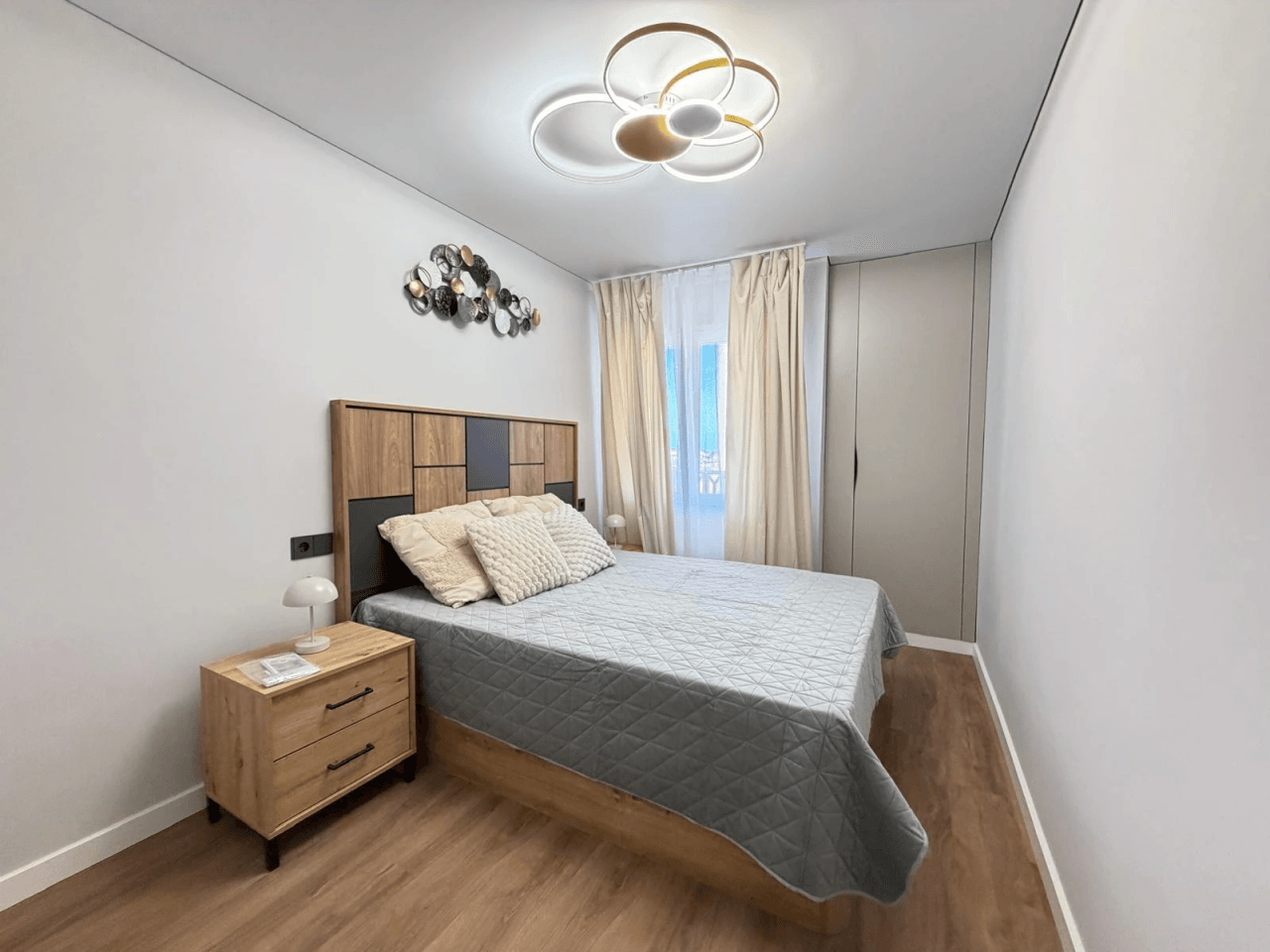 Apartamento en venta en Punta Prima, Torrevieja, 3 habitaciones.