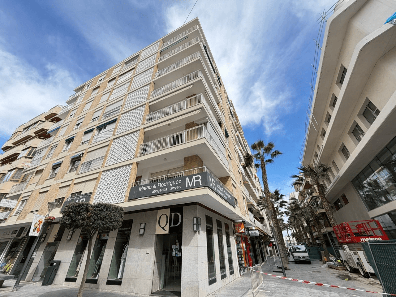 Apartamento en venta de 3 dormitorios en Puerto, Torrevieja.