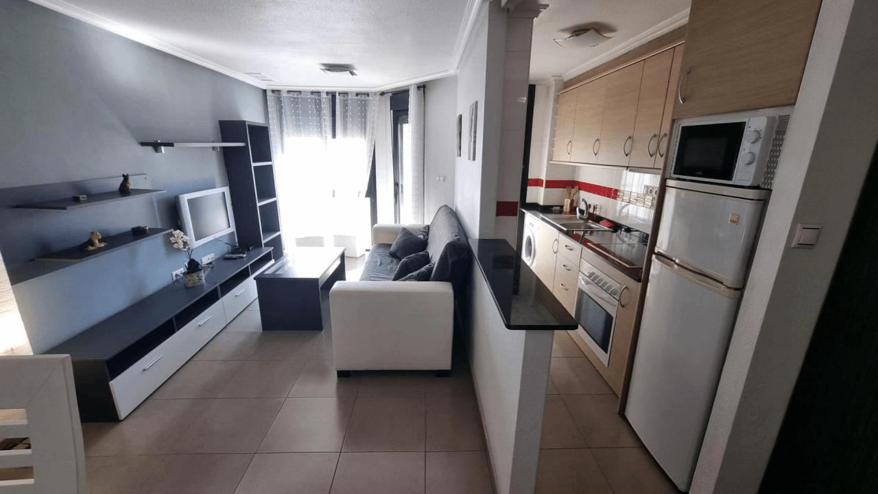 Apartamento en venta de 2 habitaciones en Torrevieja Centro