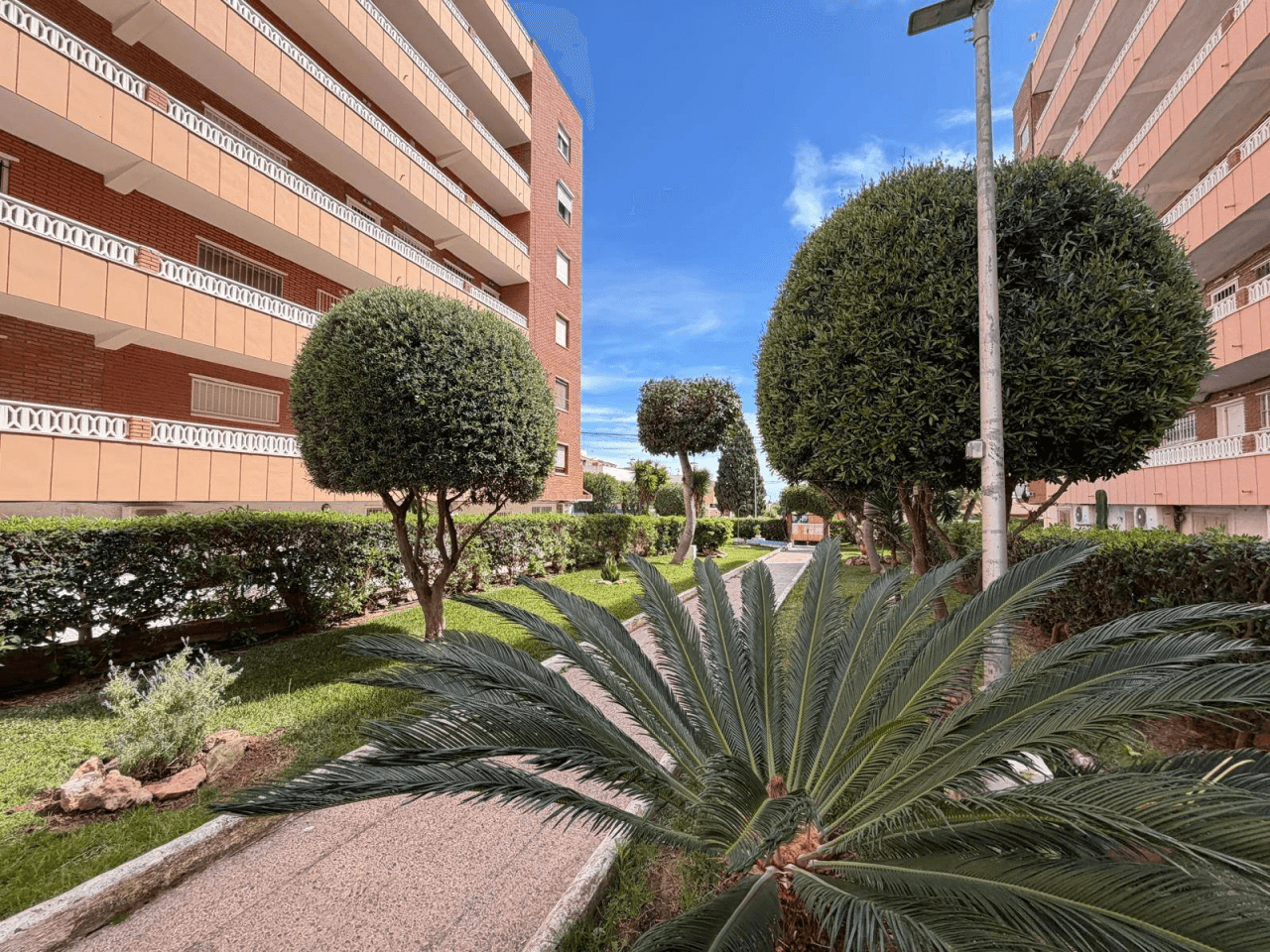 Apartamento en venta en Punta Prima, Torrevieja, 3 habitaciones.