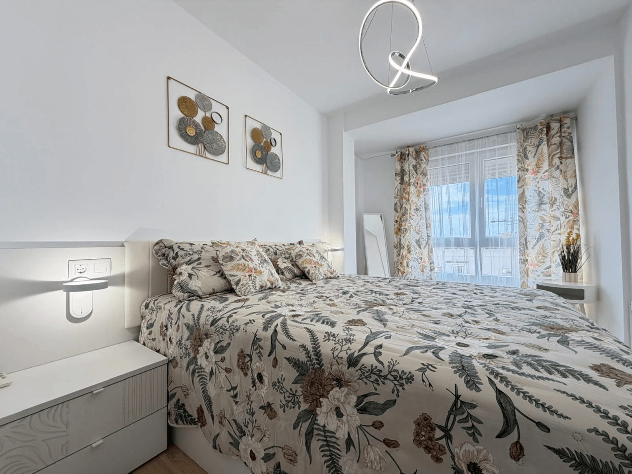 Apartamento en venta de 3 dormitorios en Puerto, Torrevieja.