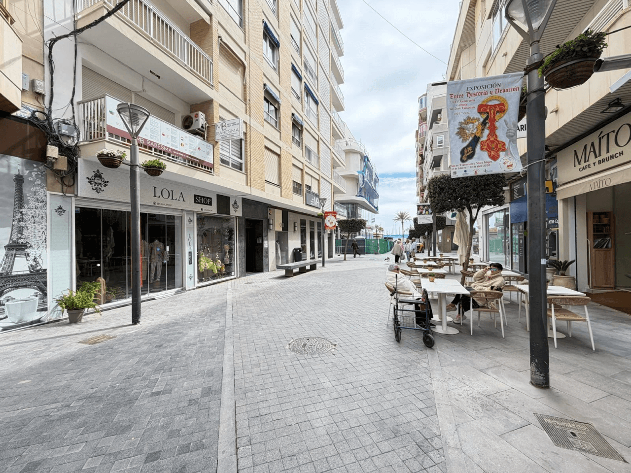 Apartamento en venta de 3 dormitorios en Puerto, Torrevieja.