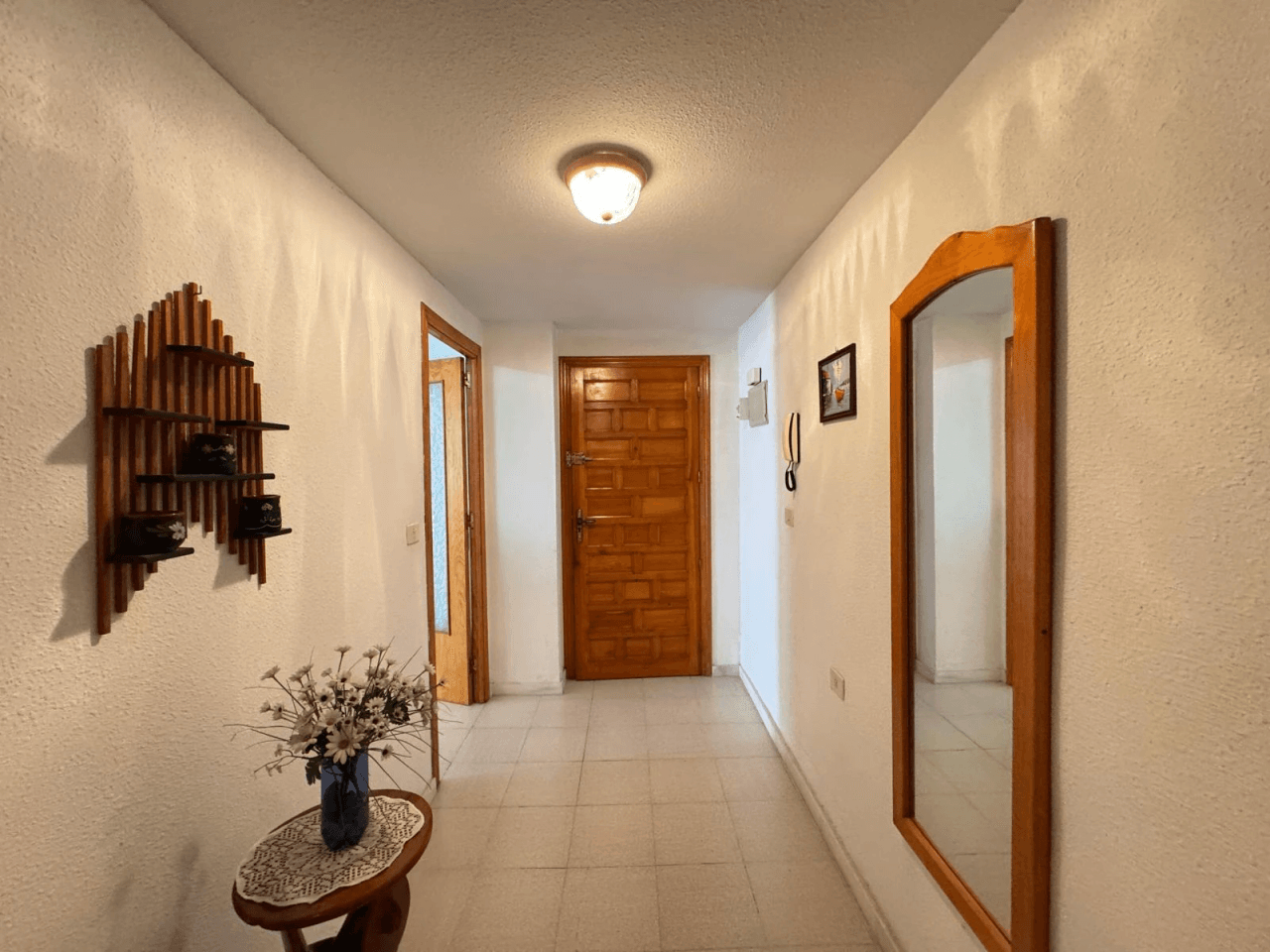 Apartamento en venta de 2 habitaciones en Playa de los Locos, Torrevieja