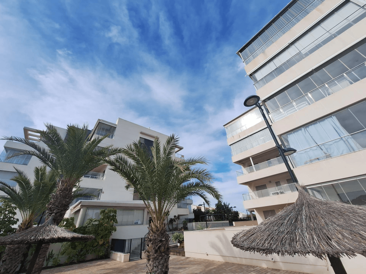 Apartamento en venta de 3 dormitorios en Orihuela Costa
