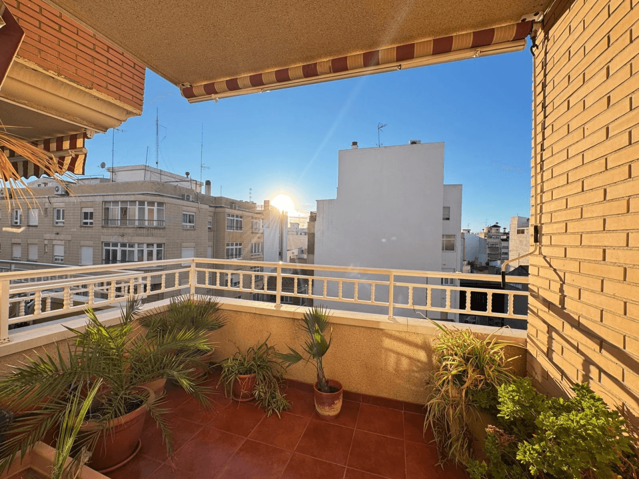 Apartamento en venta de 4 dormitorios en el Centro de Torrevieja