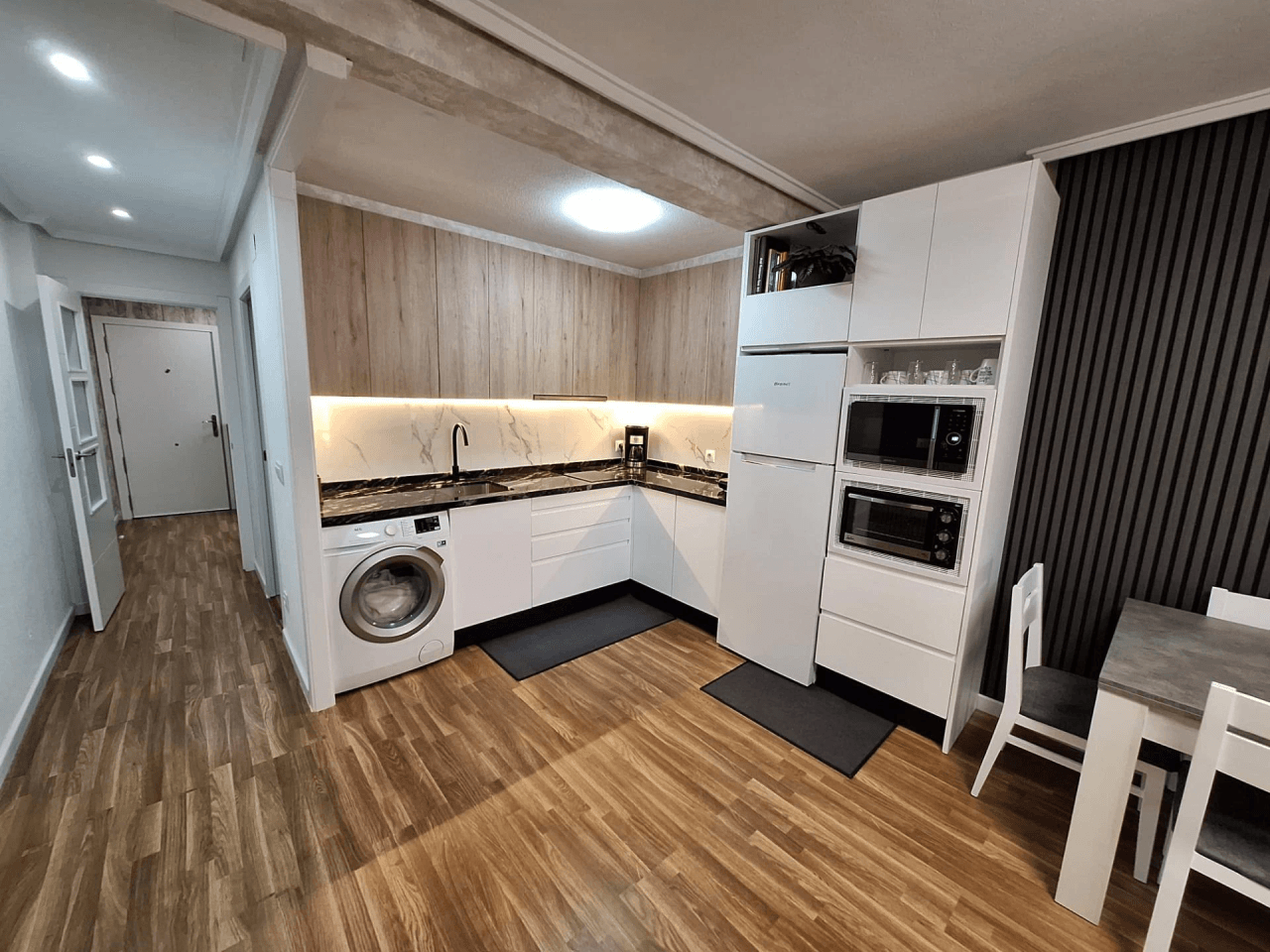 Apartamento en venta de 3 dormitorios en Playa de los Locos, Torrevieja