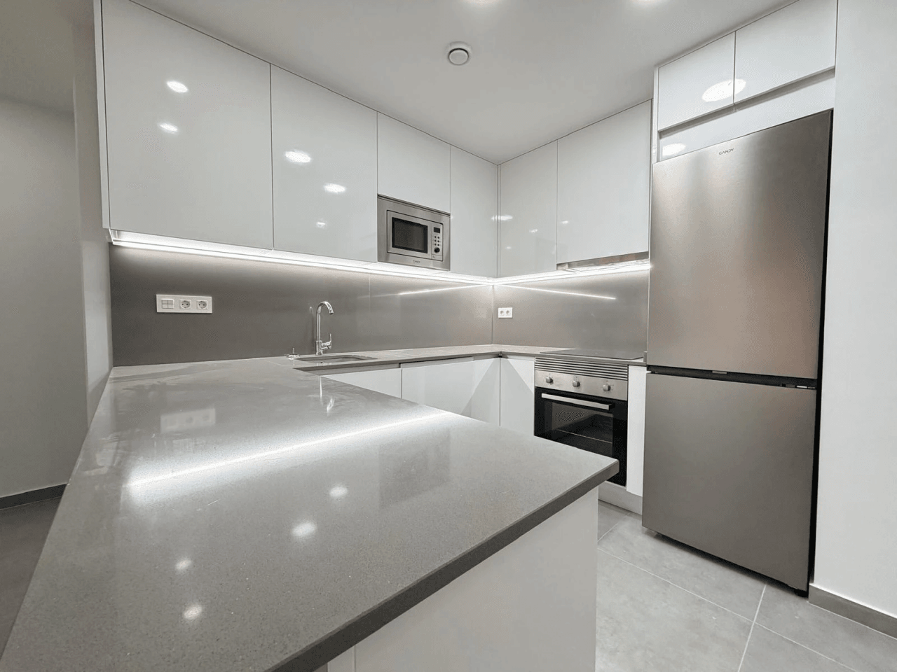 Apartamento en venta de 3 dormitorios en Playa del Cura, Torrevieja