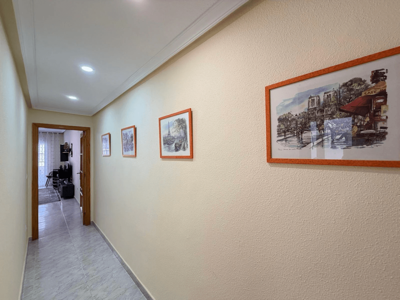 Apartamento en venta de 3 dormitorios en Playa del Cura, Torrevieja.