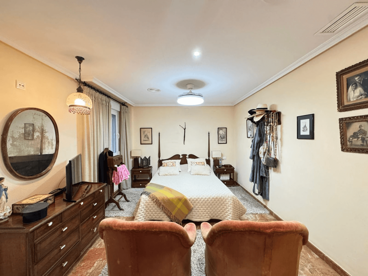 Apartamento en venta de 4 dormitorios en el Centro de Torrevieja