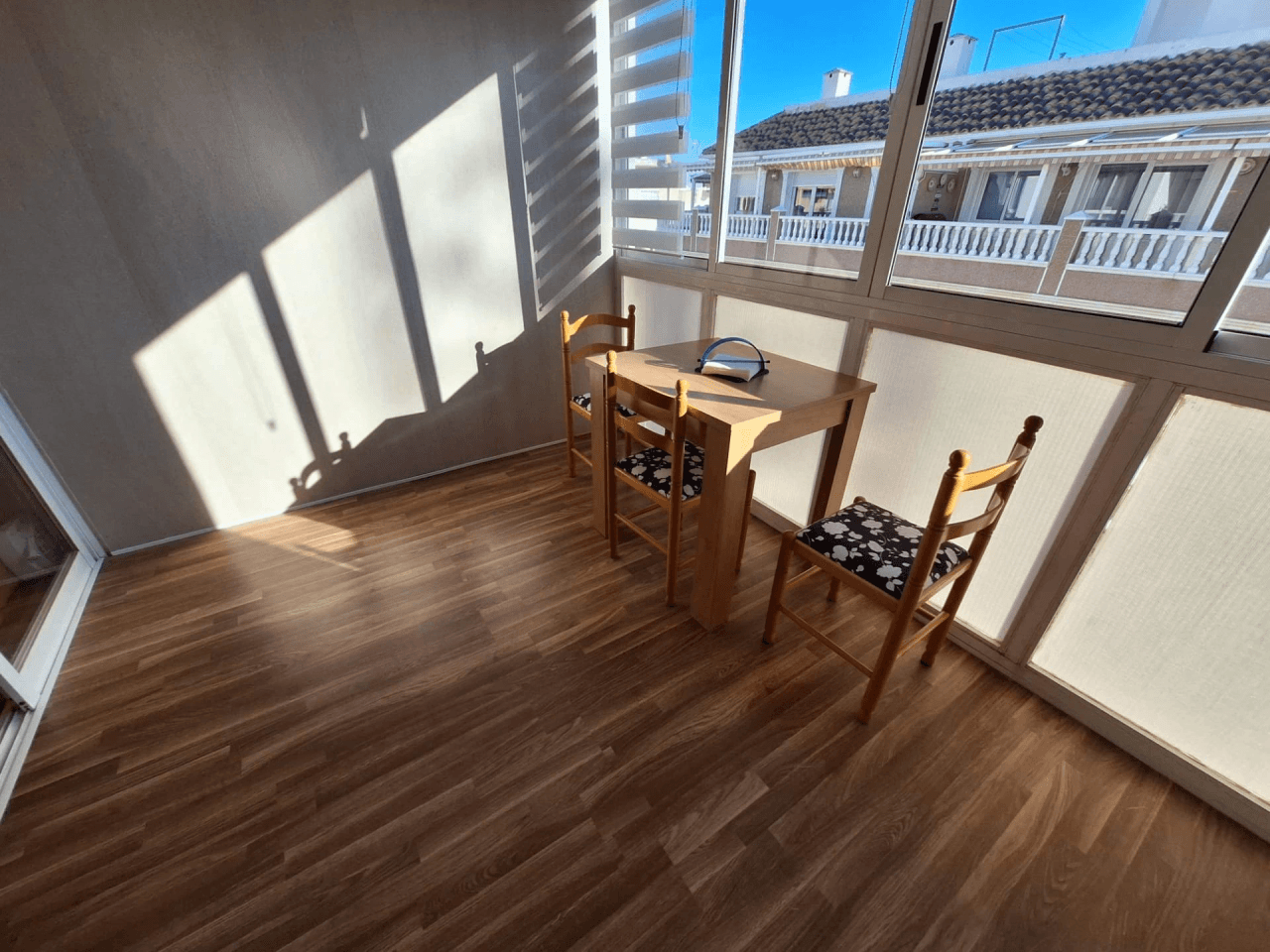 Apartamento en venta de 3 dormitorios en Playa de los Locos, Torrevieja
