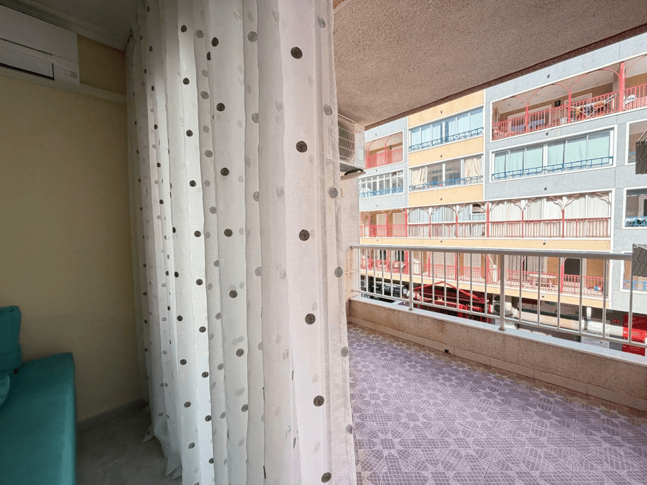 Apartamento en venta de 3 dormitorios en Playa del Cura, Torrevieja.
